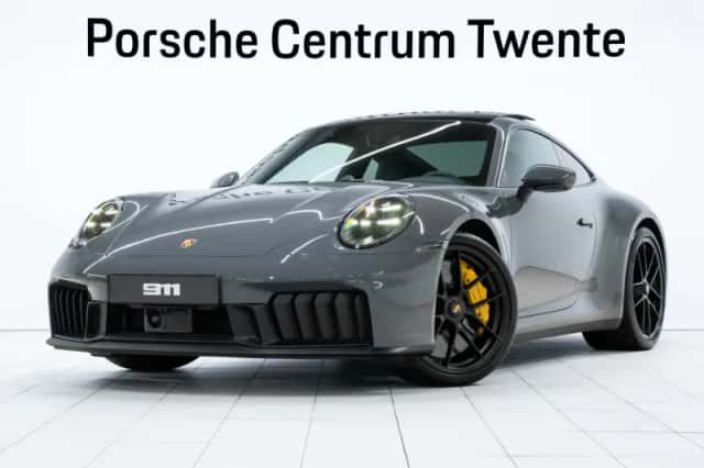 Porsche 911 (2024) thumbnail 1