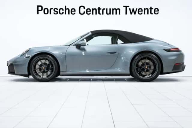 Porsche 911 (2026) thumbnail 6