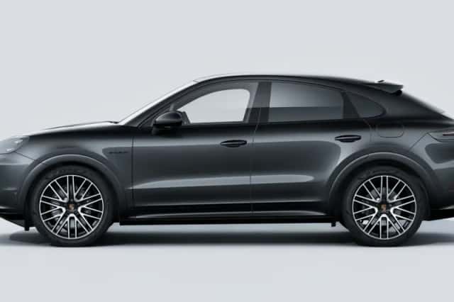 Porsche Cayenne (2024) thumbnail 2
