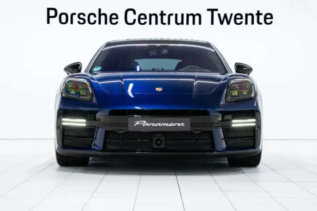 Porsche Panamera (2024) thumbnail 2
