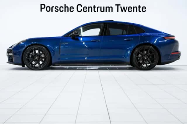 Porsche Panamera (2024) thumbnail 5