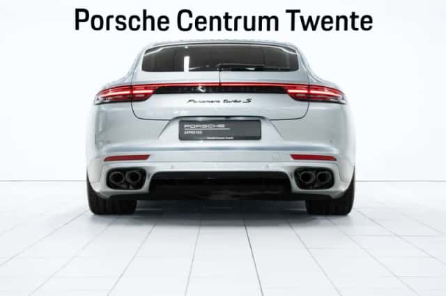 Porsche Panamera (2019) thumbnail 4
