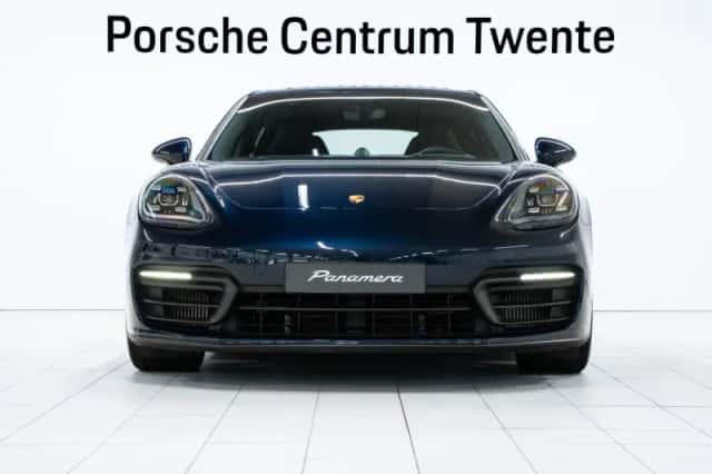 Porsche Panamera (2021) thumbnail 2