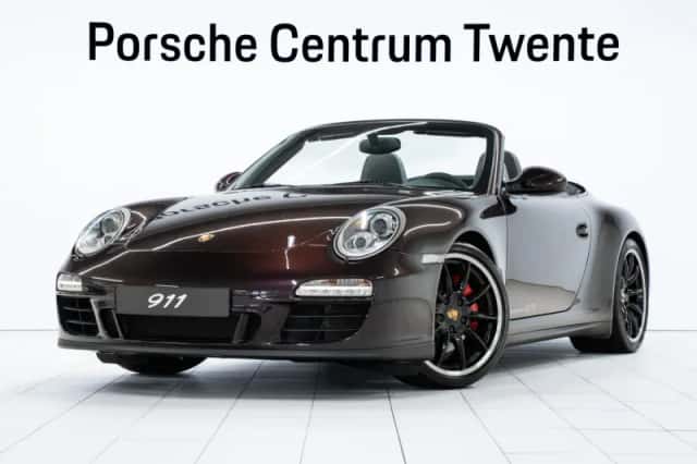 Porsche 911 (2011) thumbnail 1