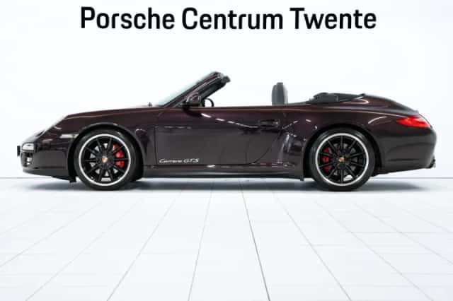 Porsche 911 (2011) thumbnail 5