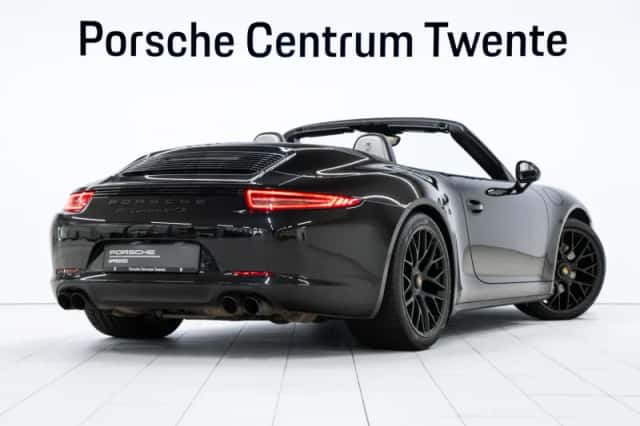 Porsche 911 (2015) thumbnail 3