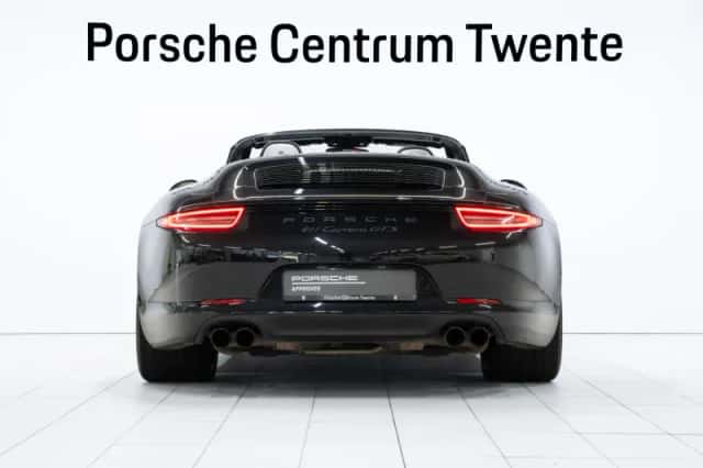 Porsche 911 (2015) thumbnail 4