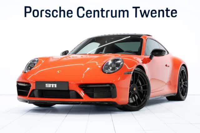 Porsche 911 (2023) thumbnail 1