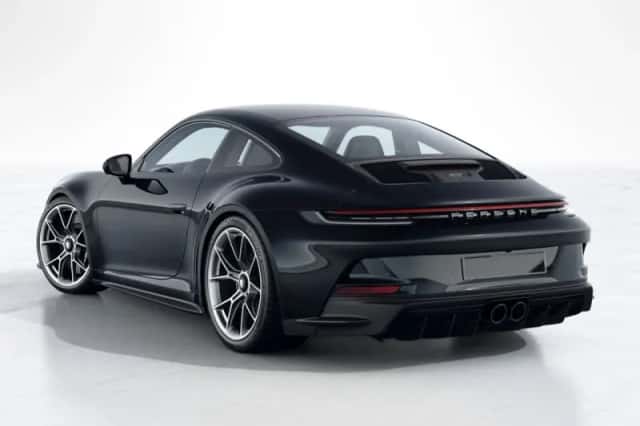 Porsche 911 (2022) thumbnail 3