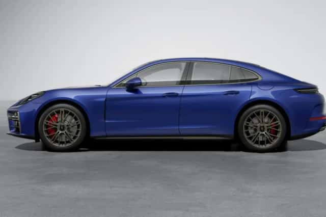 Porsche Panamera (2025) thumbnail 2