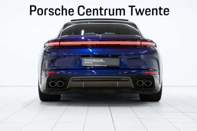 Porsche Panamera (2025) thumbnail 4