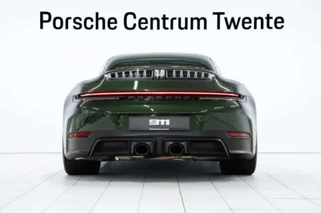 Porsche 911 (2026) thumbnail 4
