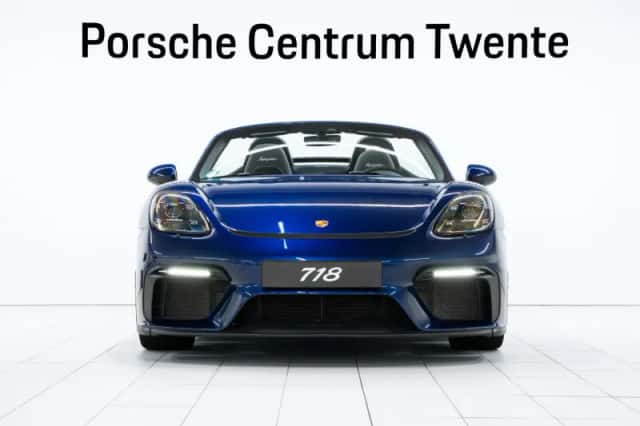 Porsche 718 (2022) thumbnail 2