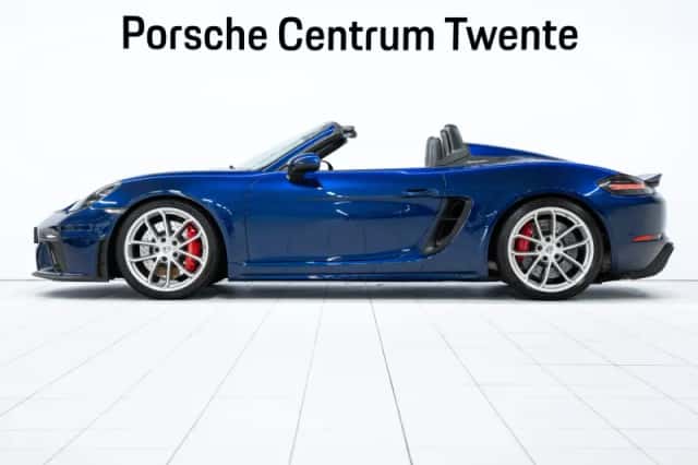 Porsche 718 (2022) thumbnail 5