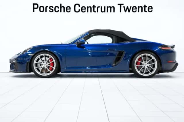 Porsche 718 (2022) thumbnail 6