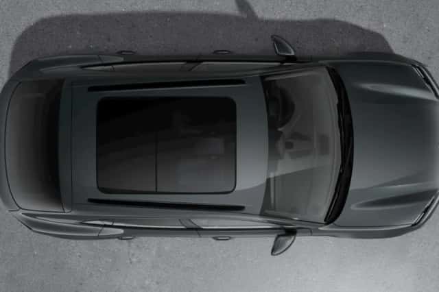 Porsche Macan (2024) thumbnail 5