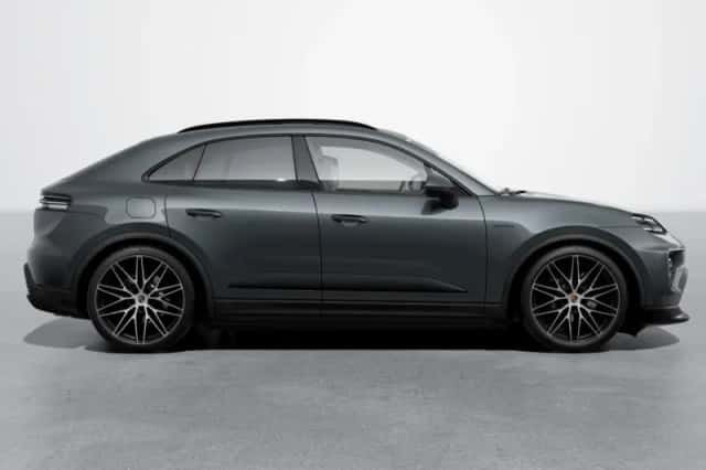 Porsche Macan (2024) thumbnail 6
