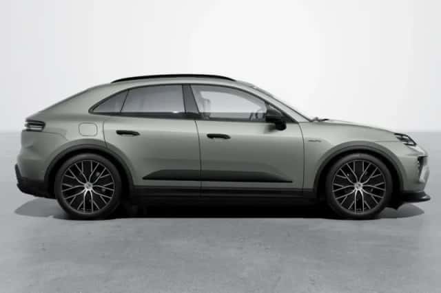 Porsche Macan (2025) thumbnail 6