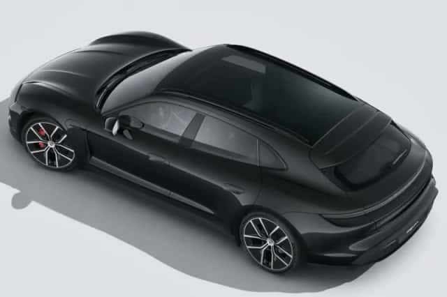 Porsche Taycan (2024) thumbnail 4