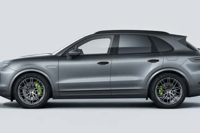 Porsche Cayenne (2025) thumbnail 2