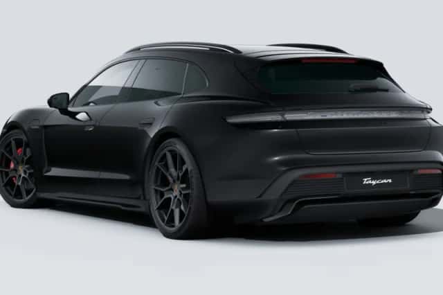 Porsche Taycan (2025) thumbnail 3
