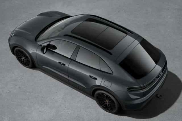 Porsche Macan (2025) thumbnail 4