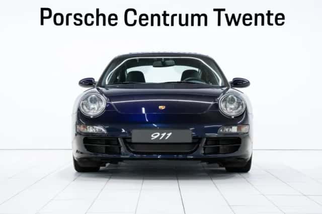 Porsche 911 (2005) thumbnail 2