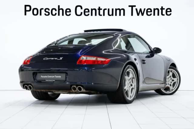 Porsche 911 (2005) thumbnail 3
