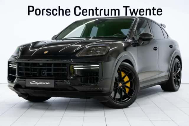 Porsche Cayenne (2024) thumbnail 1