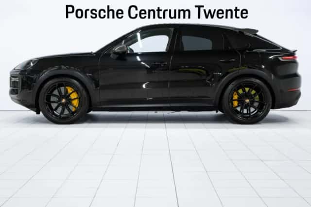 Porsche Cayenne (2024) thumbnail 5