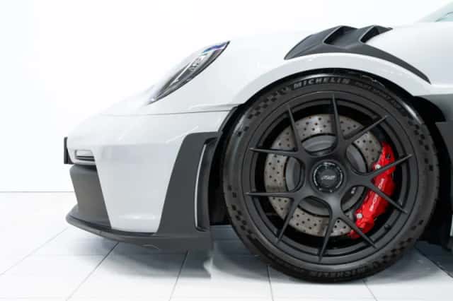 Porsche 911 (2022) thumbnail 6
