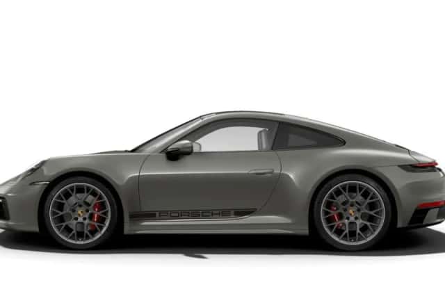 Porsche 911 (2021) thumbnail 2