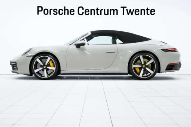 Porsche 911 (2019) thumbnail 6