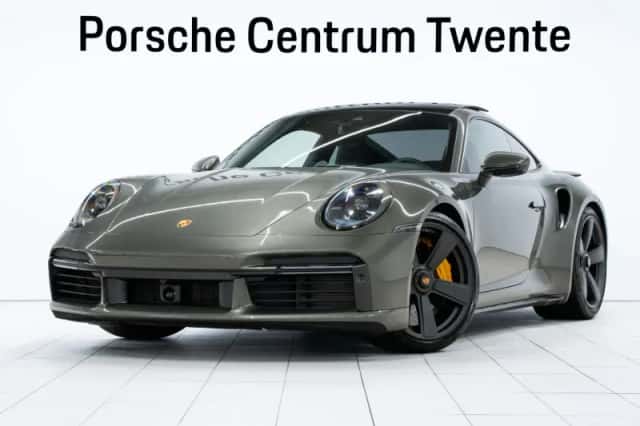 Porsche 911 (2025) thumbnail 1