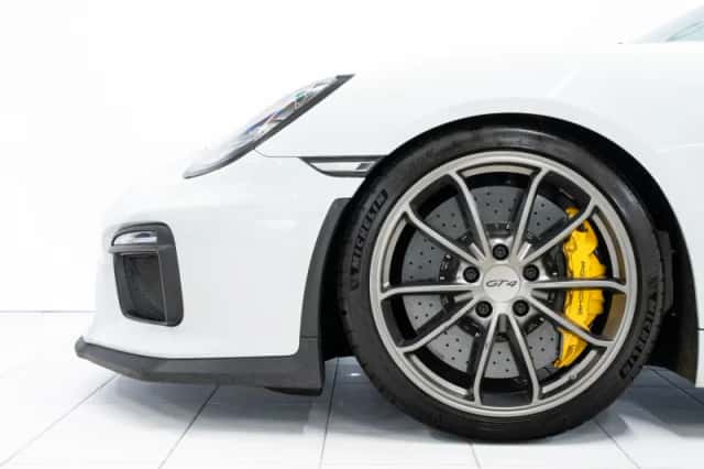 Porsche 981 (2016) thumbnail 6