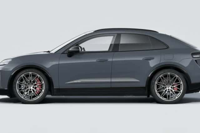 Porsche Macan (2025) thumbnail 2