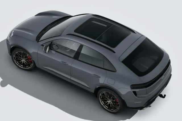 Porsche Macan (2025) thumbnail 4