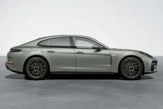 Porsche Panamera (2024) thumbnail 5