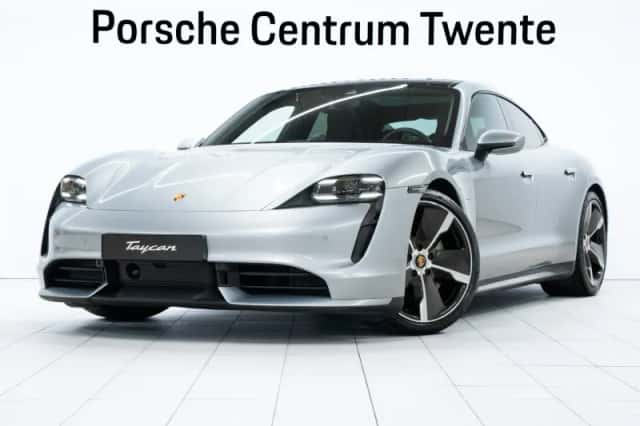 Porsche Taycan (2020) thumbnail 1