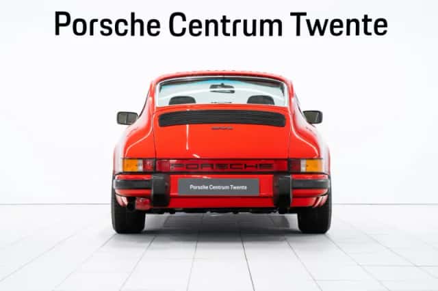 Porsche 911 (1977) thumbnail 4