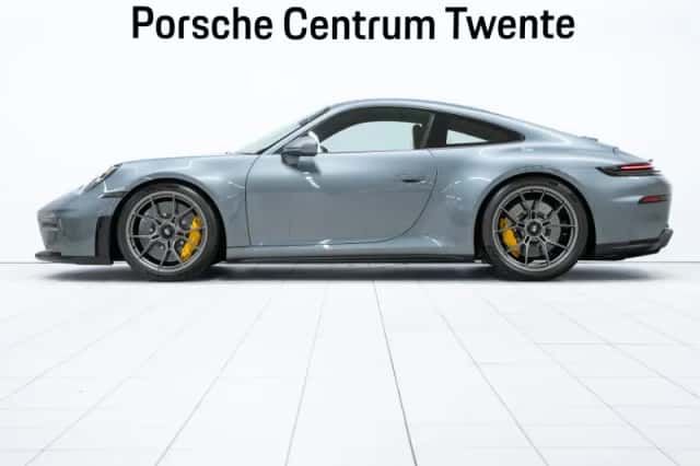 Porsche 911 (2026) thumbnail 5