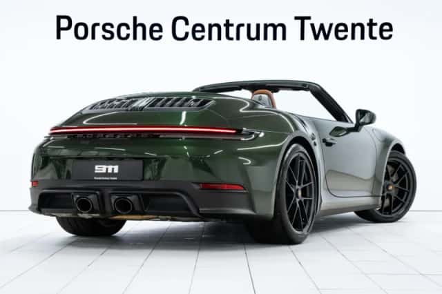 Porsche 911 (2026) thumbnail 3