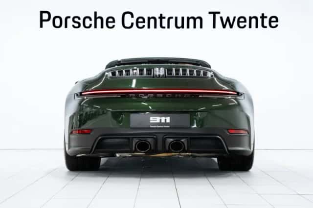 Porsche 911 (2026) thumbnail 4