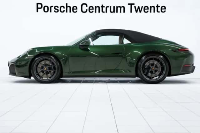 Porsche 911 (2026) thumbnail 6