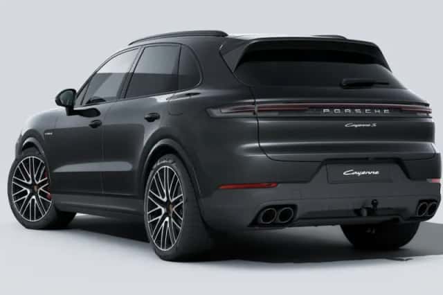 Porsche Cayenne (2025) thumbnail 3