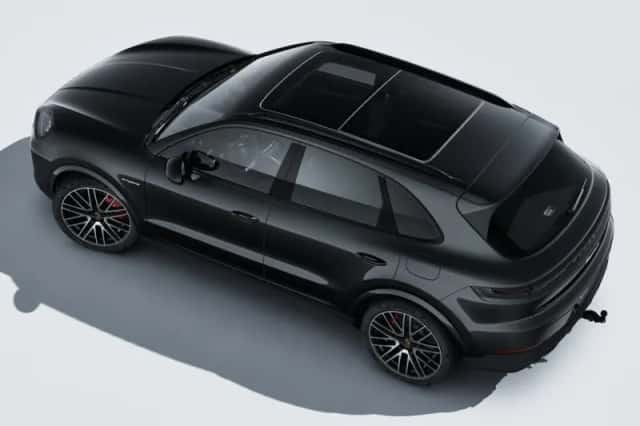 Porsche Cayenne (2025) thumbnail 4