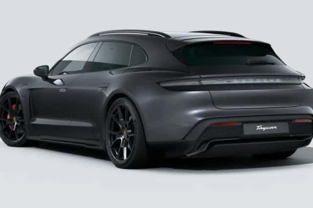 Porsche Taycan (2025) thumbnail 3