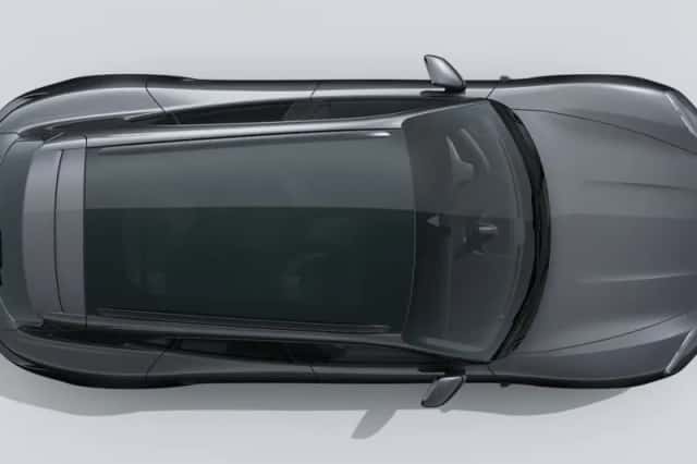 Porsche Taycan (2025) thumbnail 5