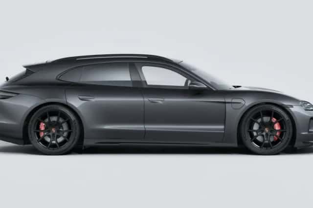 Porsche Taycan (2025) thumbnail 6