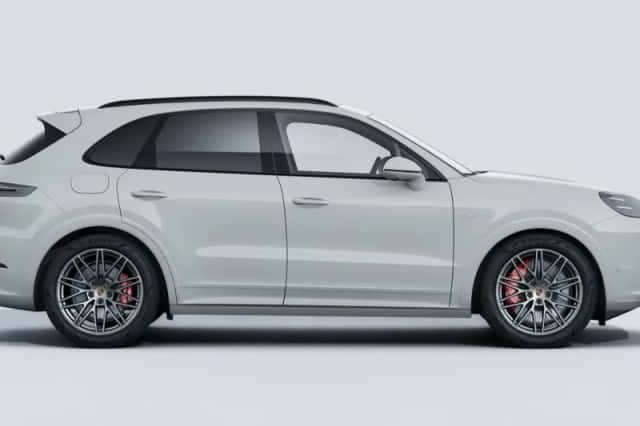 Porsche Cayenne (2025) thumbnail 6
